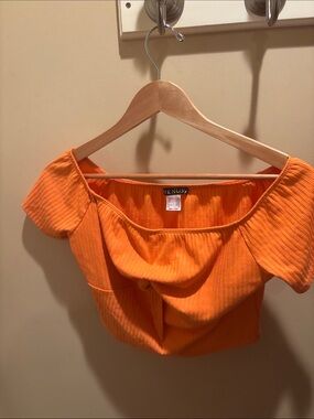 VENUS Bright Orange Off-Shoulder Ribbed Crop Top